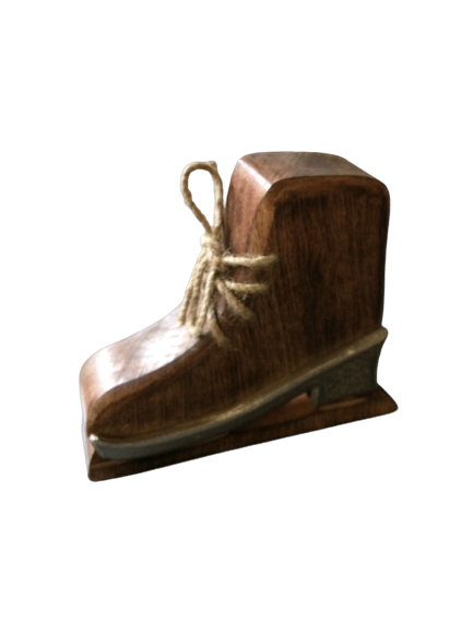 Holzschlittschuh